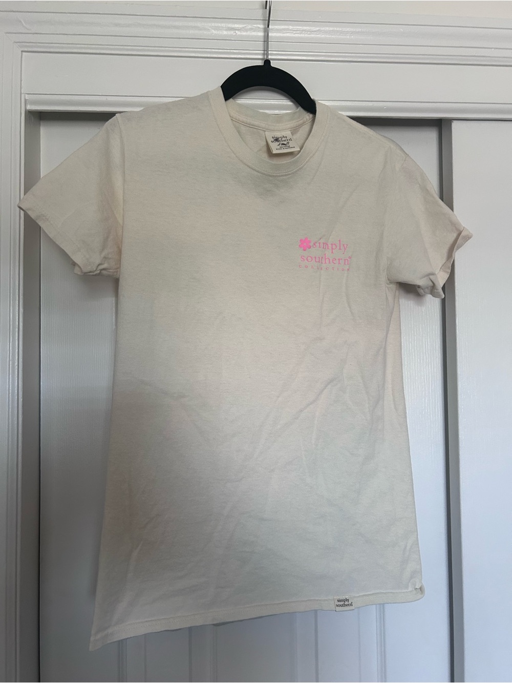 Simply Southern Cream T-Shirt with Pink Logo